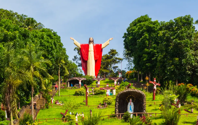 Lucban Quezon Tourist Spot (traveloka.com)