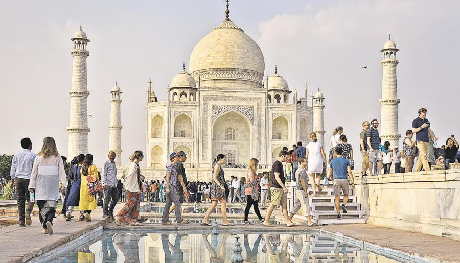 How Many Tourists Visit Taj Mahal Each Year (hindustantimes.com)